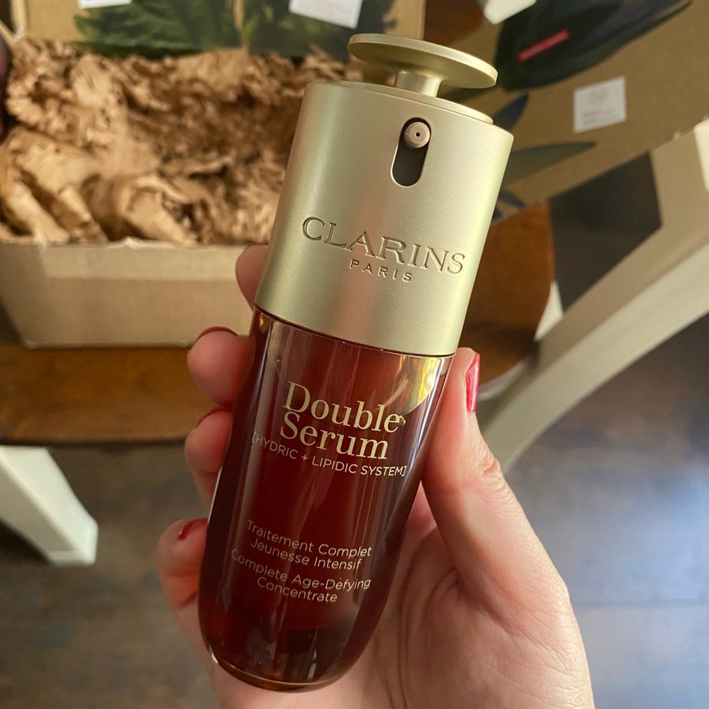 Clarin’s Double Serum Anti-Aging + Anti-Wrinkle Serum